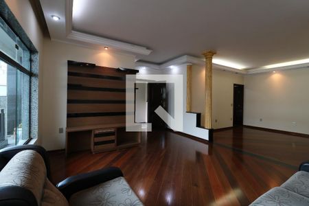 Sala de casa para alugar com 3 quartos, 283m² em Jardim Bela Vista, Santo André