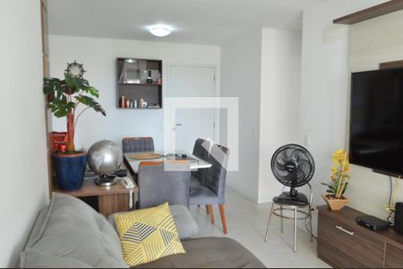 Sala de apartamento para alugar com 2 quartos, 72m² em Barra da Tijuca, Rio de Janeiro