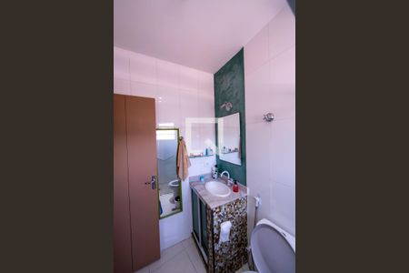 Casa à venda com 245m², 3 quartos e 2 vagas Casa à venda com 245m², 3 quartos e 2 vagasbanheiro suíte 2