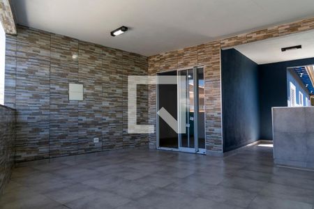 Casa à venda com 245m², 3 quartos e 2 vagas Casa à venda com 245m², 3 quartos e 2 vagasVaranda da Cozinha