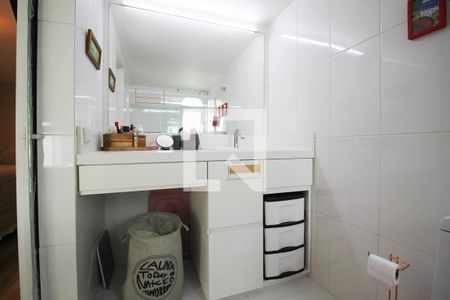 Banheiro de apartamento à venda com 1 quarto, 65m² em Itaim Bibi, São Paulo