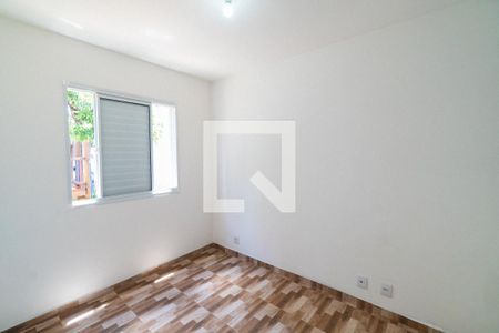 Quarto 2 de apartamento para alugar com 2 quartos, 40m² em Vila Mira, São Paulo