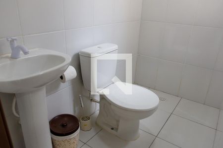 Banheiro de casa para alugar com 1 quarto, 60m² em Conceicao, Osasco