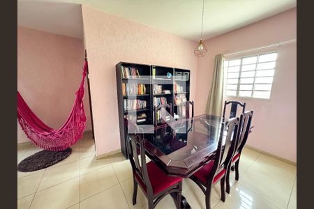 Sala de Jantar de casa para alugar com 3 quartos, 70m² em Eldorado, Contagem