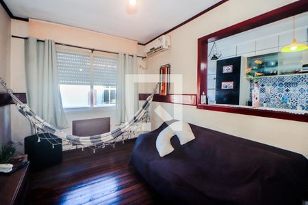 Sala de apartamento à venda com 3 quartos, 80m² em Jardim Dona Leopoldina, Porto Alegre