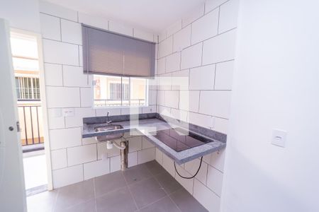 Sala/Cozinha de apartamento à venda com 2 quartos, 35m² em Jardim Maringa, São Paulo