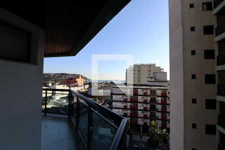 Vista de apartamento para alugar com 3 quartos, 120m² em  Lot. Joao Batista Juliao, Guarujá