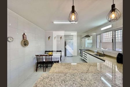 Casa à venda com 5 quartos, 1016m² em Jardim do Golf I, São Paulo