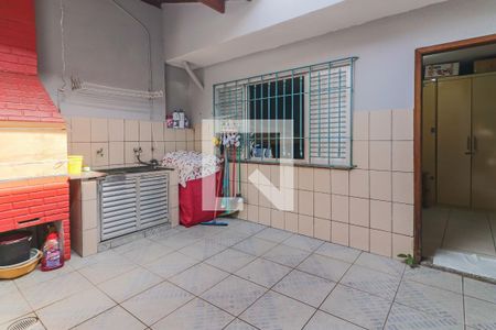 Casa à venda com 145m², 3 quartos e 1 vaga Casa à venda com 145m², 3 quartos e 1 vagaLavanderia e Churrasqueira