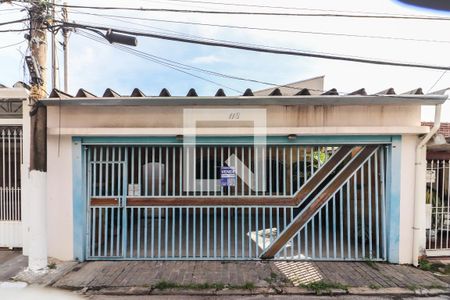 Casa à venda com 145m², 3 quartos e 1 vaga Casa à venda com 145m², 3 quartos e 1 vagaFachada