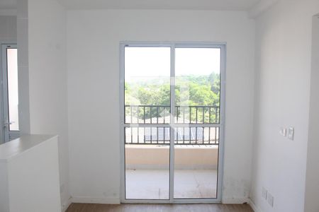 Sala de apartamento para alugar com 2 quartos, 48m² em Jardim da Gloria, Cotia