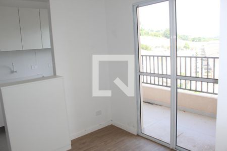 Sala de apartamento para alugar com 2 quartos, 48m² em Jardim da Gloria, Cotia