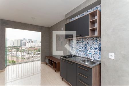 Sala/Cozinha  de apartamento para alugar com 1 quarto, 27m² em Barra Funda, São Paulo