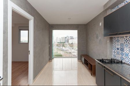 Sala/Cozinha  de apartamento para alugar com 1 quarto, 27m² em Barra Funda, São Paulo