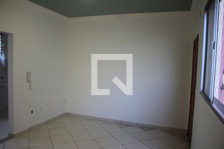 Sala de apartamento para alugar com 2 quartos, 50m² em Novo Riacho, Contagem