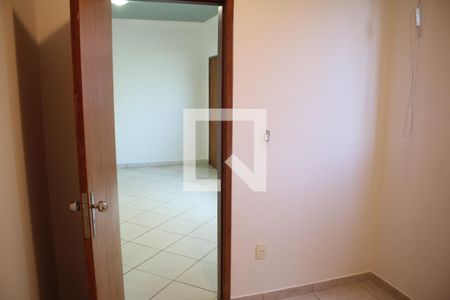 Quarto 1 de apartamento para alugar com 2 quartos, 50m² em Novo Riacho, Contagem