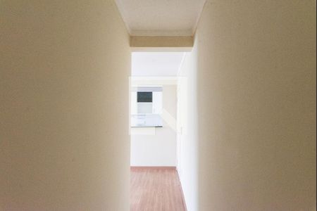 Corredor de apartamento para alugar com 2 quartos, 45m² em Vila Campos Sales, Campinas