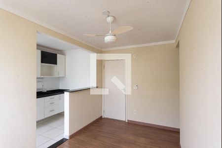 Sala de apartamento para alugar com 2 quartos, 45m² em Vila Campos Sales, Campinas