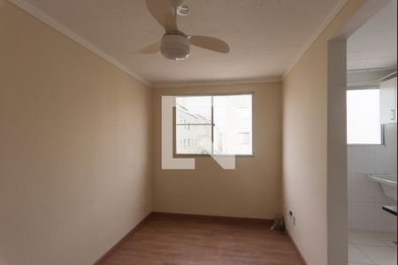 Sala de apartamento para alugar com 2 quartos, 45m² em Vila Campos Sales, Campinas