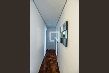 Corredor de apartamento para alugar com 3 quartos, 70m² em Vila Iracema, Barueri