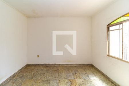 Quarto de casa para alugar com 1 quarto, 80m² em Vila Darli, São Paulo