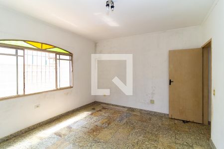 Quarto de casa para alugar com 1 quarto, 80m² em Vila Darli, São Paulo