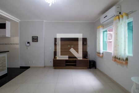 Sala de casa para alugar com 2 quartos, 150m² em Vila Haro, Sorocaba