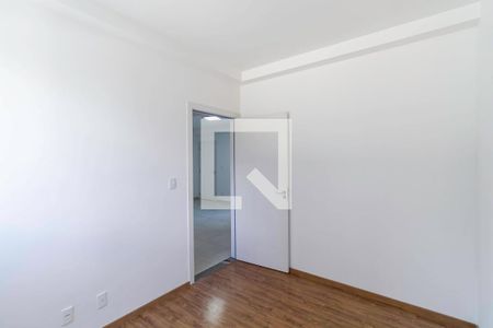 Quarto 2 de apartamento à venda com 2 quartos, 49m² em Bom Jesus, Contagem