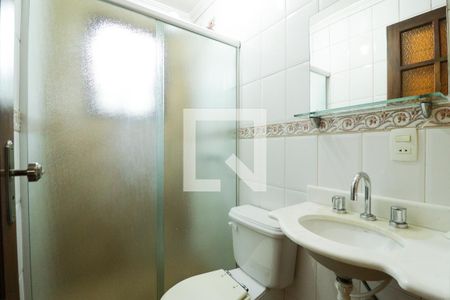 Casa à venda com 330m², 2 quartos e 6 vagas Casa à venda com 330m², 2 quartos e 6 vagasBanheiro Social