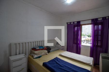 Quarto 1 de casa para alugar com 3 quartos, 240m² em Ferreira, São Paulo