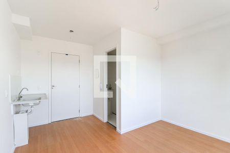 Sala/Quarto de apartamento para alugar com 1 quarto, 18m² em Vila das Belezas, São Paulo