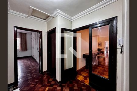 Corredor Quartos  de casa à venda com 4 quartos, 280m² em Chácara Monte Alegre, São Paulo