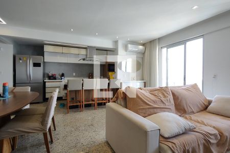 Sala de apartamento para alugar com 3 quartos, 180m² em Barra da Tijuca, Rio de Janeiro