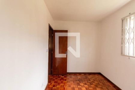 Quarto 1 de apartamento para alugar com 2 quartos, 50m² em Sítio Cercado, Curitiba