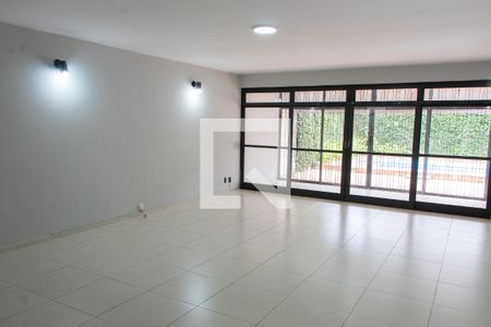 SALA  de casa para alugar com 4 quartos, 351m² em Taquaral, Campinas