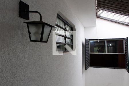 ÁREA DE LUZ de casa para alugar com 4 quartos, 351m² em Taquaral, Campinas