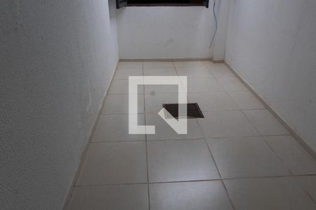 ÁREA DE LUZ de casa para alugar com 4 quartos, 351m² em Taquaral, Campinas