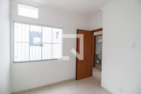 Suíte de apartamento para alugar com 2 quartos, 65m² em Edson Passos, Mesquita