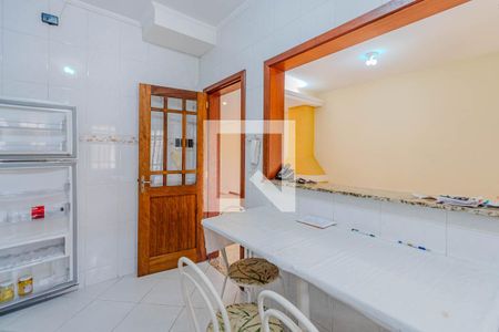 Casa de condomínio à venda com 380m², 4 quartos e 2 vagas Casa de condomínio à venda com 380m², 4 quartos e 2 vagasCozinha