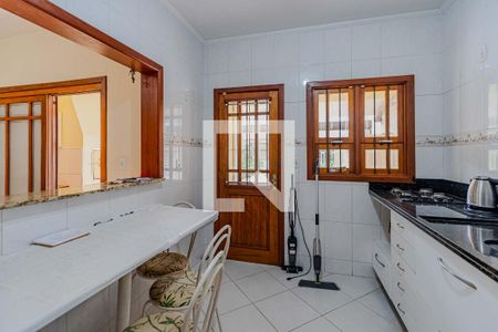 Casa de condomínio à venda com 380m², 4 quartos e 2 vagas Casa de condomínio à venda com 380m², 4 quartos e 2 vagasCozinha