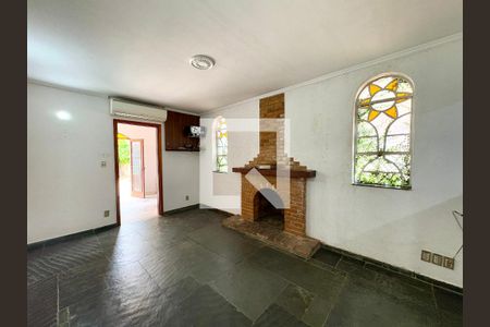 Sala de casa para alugar com 3 quartos, 194m² em Vila Arens, Jundiaí