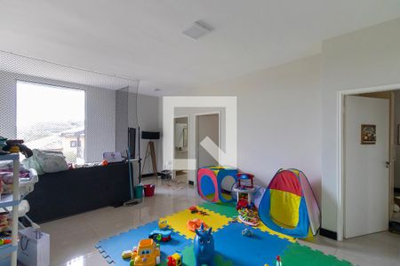 Corredor  de casa de condomínio para alugar com 3 quartos, 400m² em Conjunto Habitacional Vila Santana (sousas), Campinas