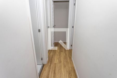 Corredor  de apartamento à venda com 3 quartos, 66m² em Centro, Diadema