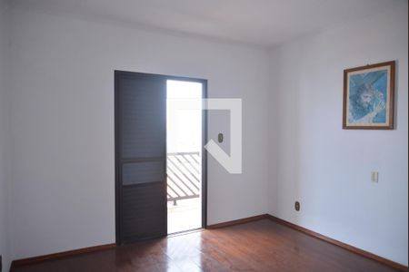 Quarto Suíte de casa à venda com 3 quartos, 230m² em Vila Helena, Santo André