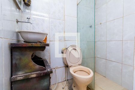 Banheiro de casa para alugar com 1 quarto, 35m² em Vila Matilde, São Paulo