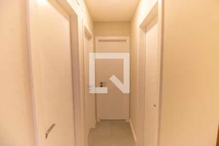 Corredor de apartamento à venda com 3 quartos, 135m² em Piratininga, Niterói