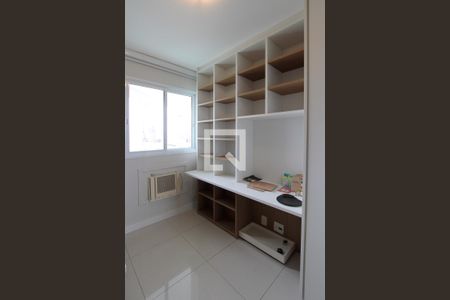 Quarto 1 de apartamento para alugar com 2 quartos, 120m² em Barra da Tijuca, Rio de Janeiro