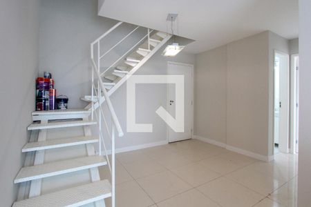 Sala de apartamento para alugar com 2 quartos, 120m² em Barra da Tijuca, Rio de Janeiro