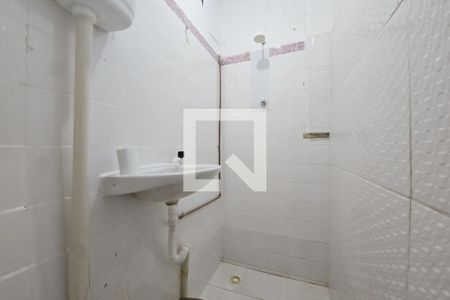 Banheiro de kitnet/studio para alugar com 1 quarto, 22m² em Centro, Salvador