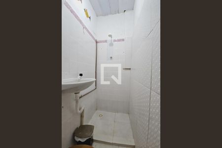 Banheiro de kitnet/studio para alugar com 1 quarto, 22m² em Centro, Salvador